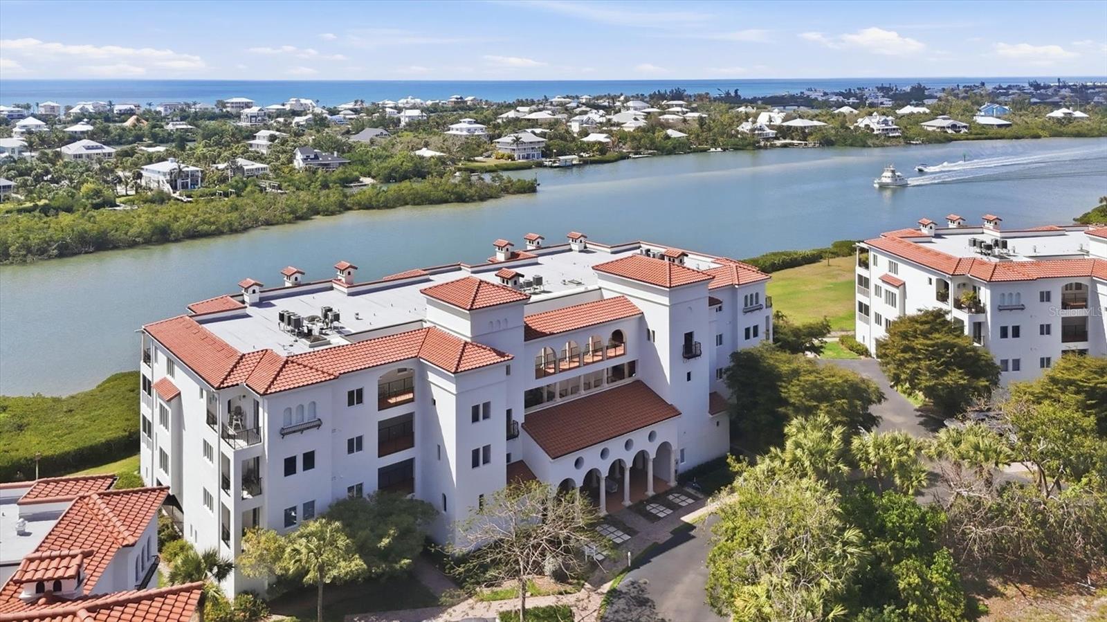 HACIENDA DEL MAR - Residential