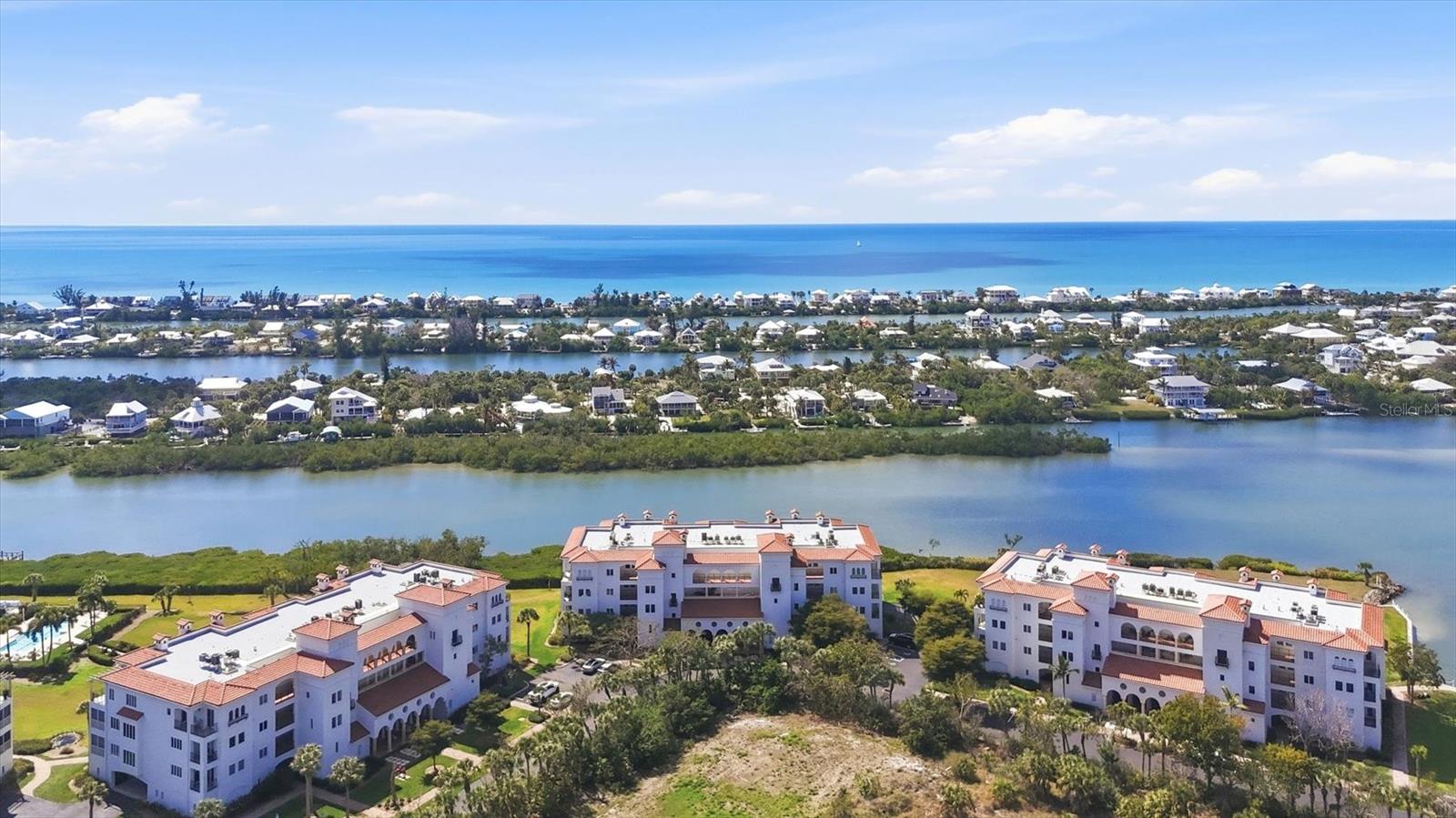 HACIENDA DEL MAR - Residential