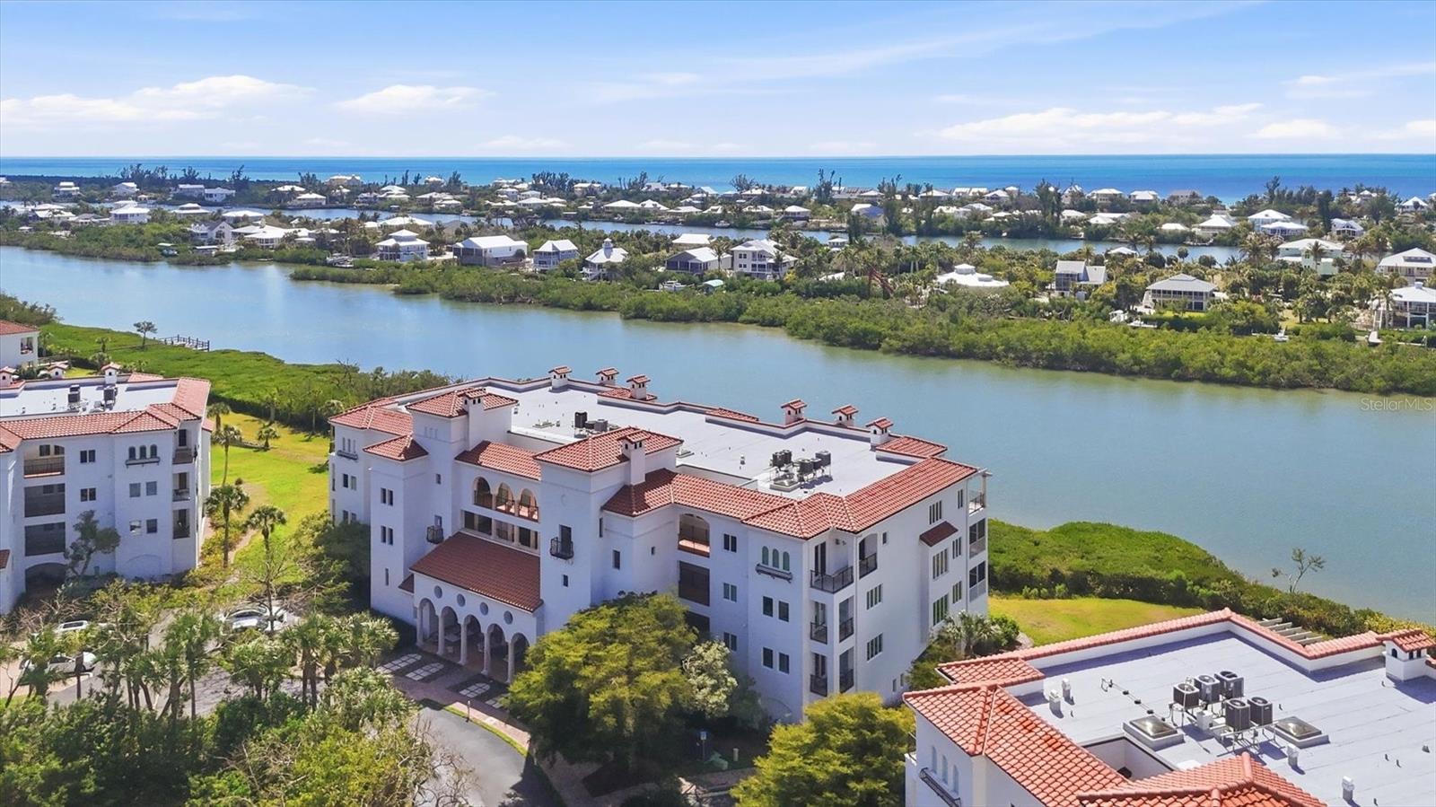 HACIENDA DEL MAR - Residential