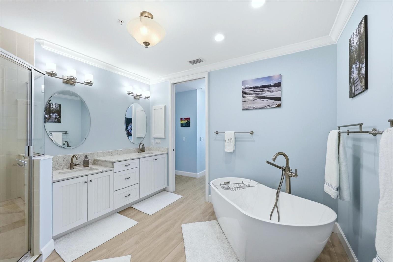 HACIENDA DEL MAR - Residential