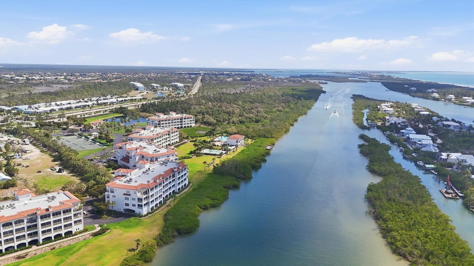 HACIENDA DEL MAR - Residential