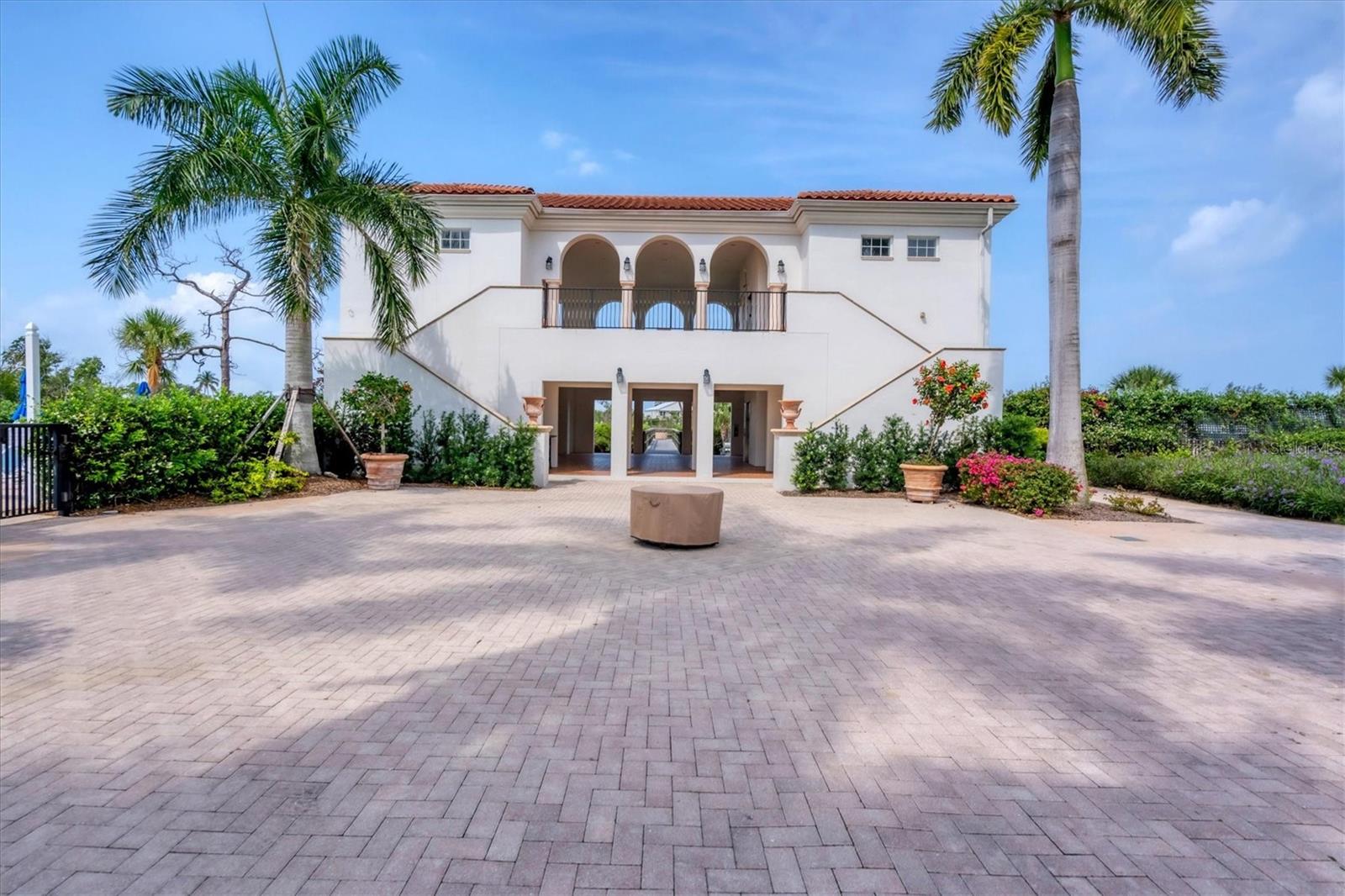 HACIENDA DEL MAR - Residential