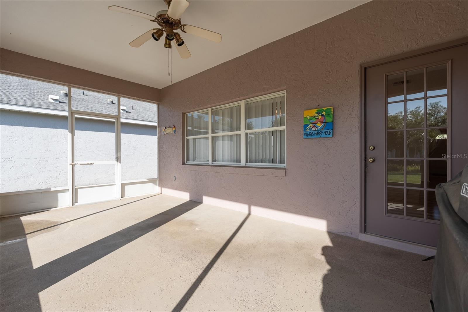 ON TOP/THE WORLD PH 01A SEC 02A - Residential