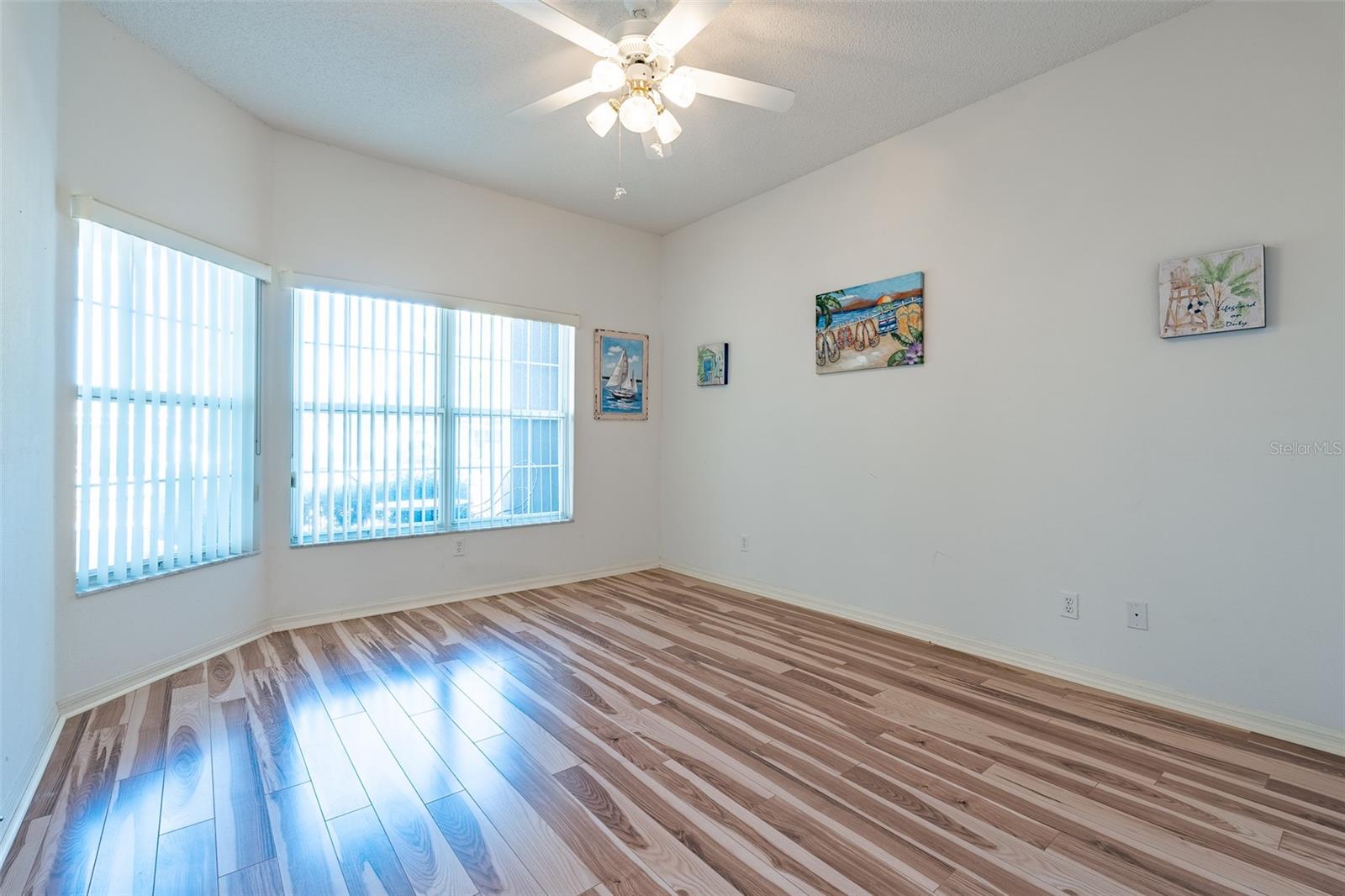 ON TOP/THE WORLD PH 01A SEC 02A - Residential