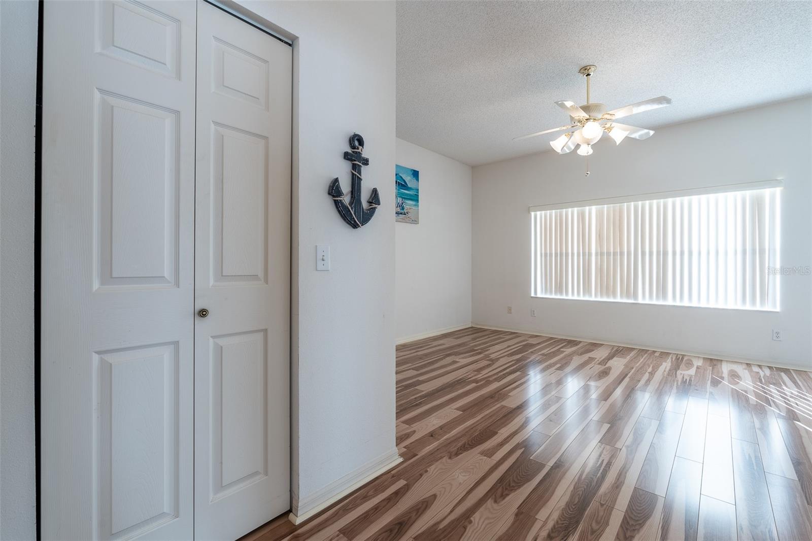 ON TOP/THE WORLD PH 01A SEC 02A - Residential