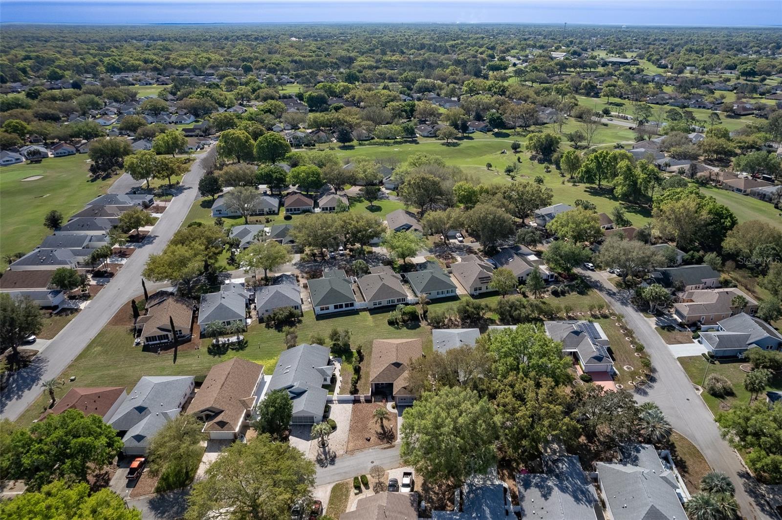 ON TOP/THE WORLD PH 01A SEC 02A - Residential