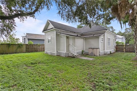 A home in TAMPA