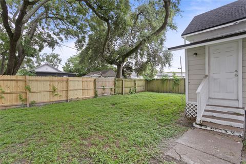 A home in TAMPA