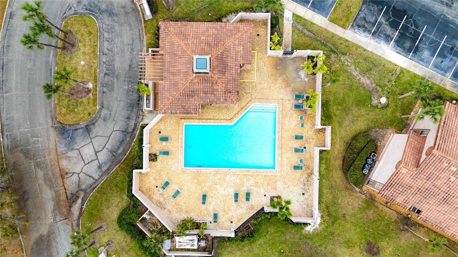 TOWNES OF SOUTHGATE CONDO PH D - Residential