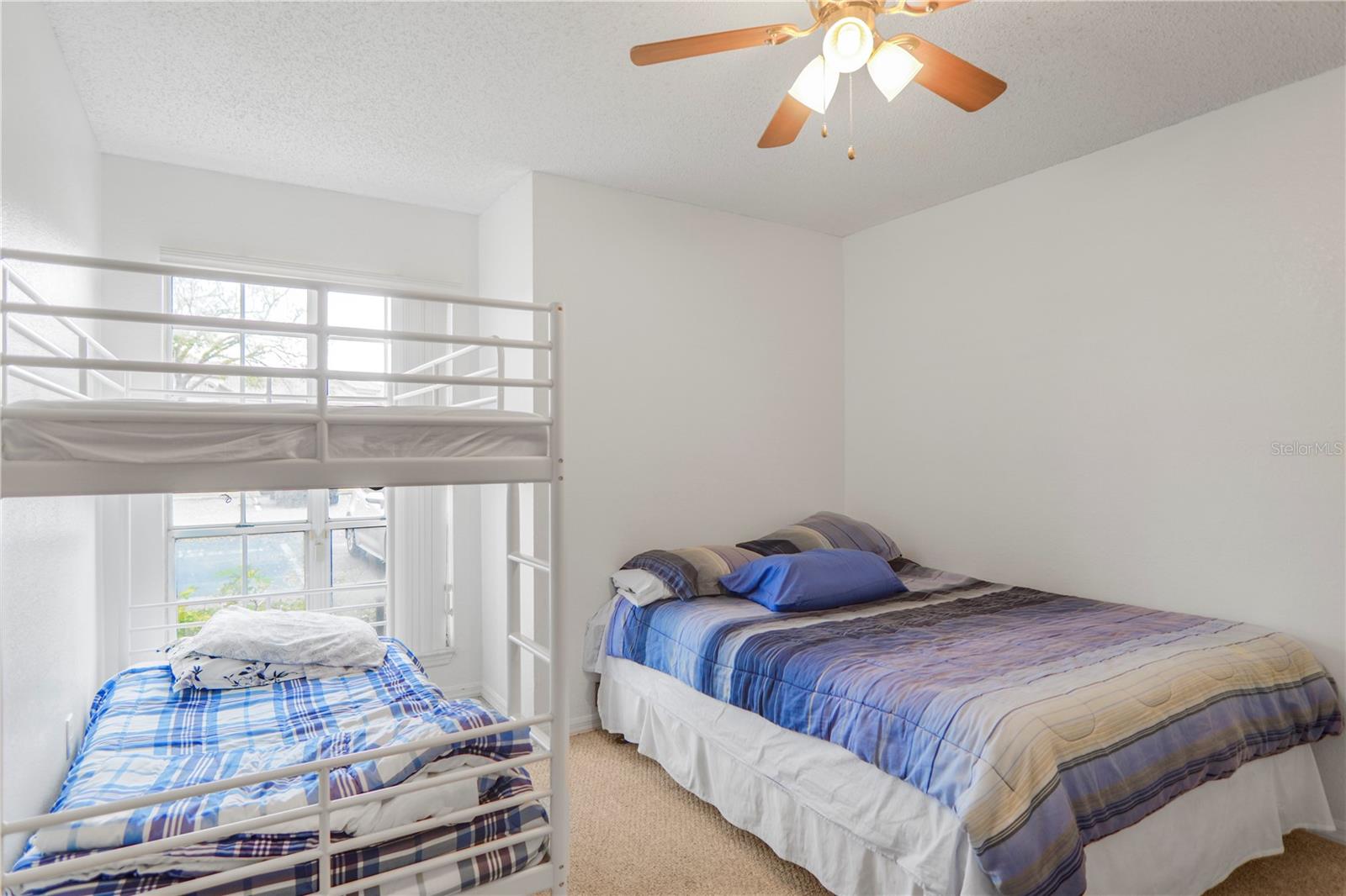 TOWNES OF SOUTHGATE CONDO PH D - Residential