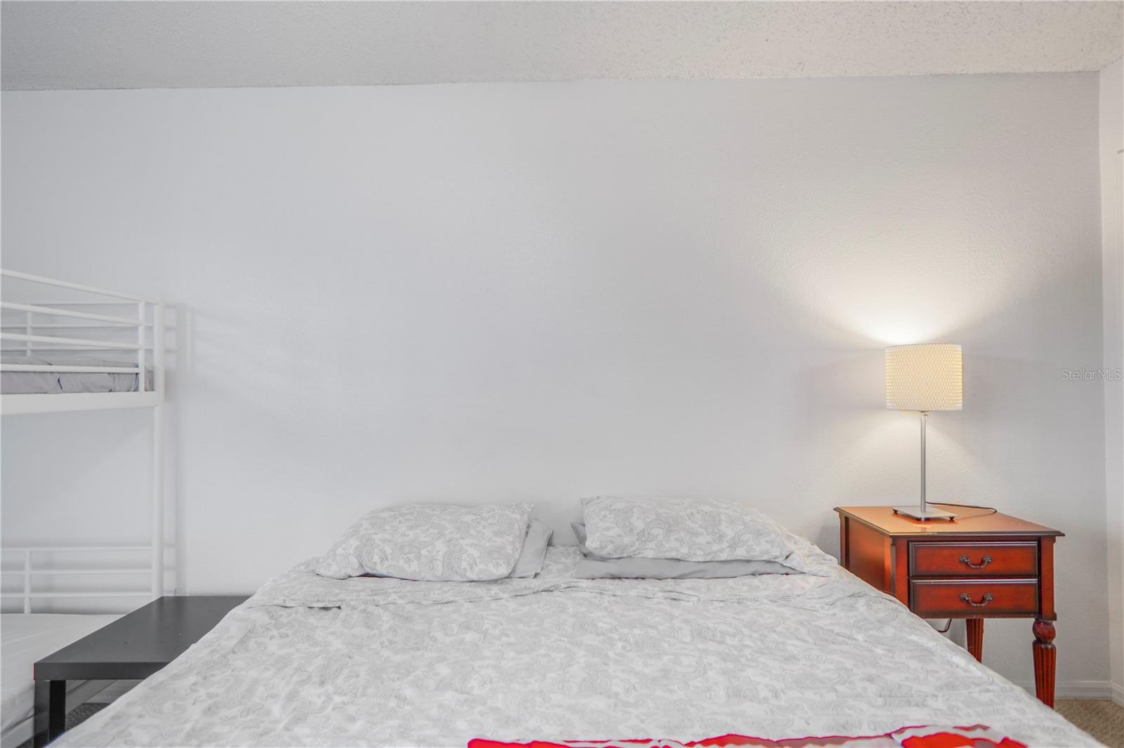 TOWNES OF SOUTHGATE CONDO PH D - Residential