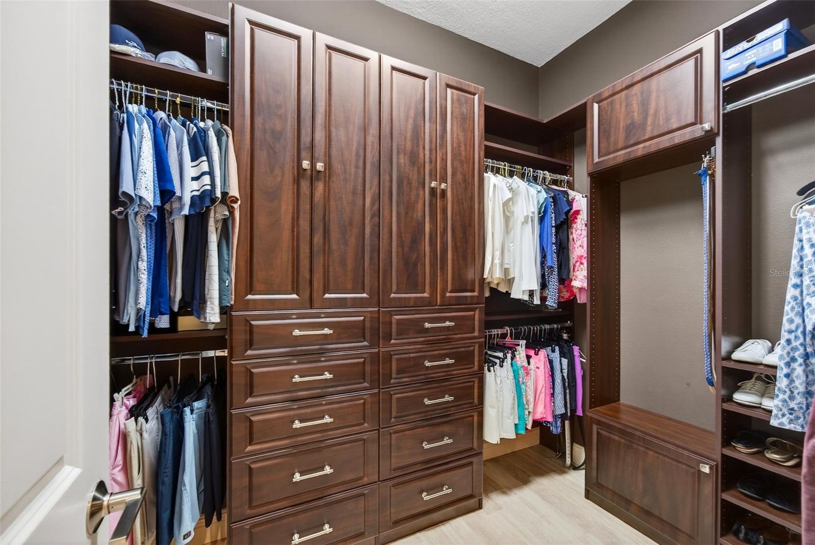 HUDSON CROSSING - Residential