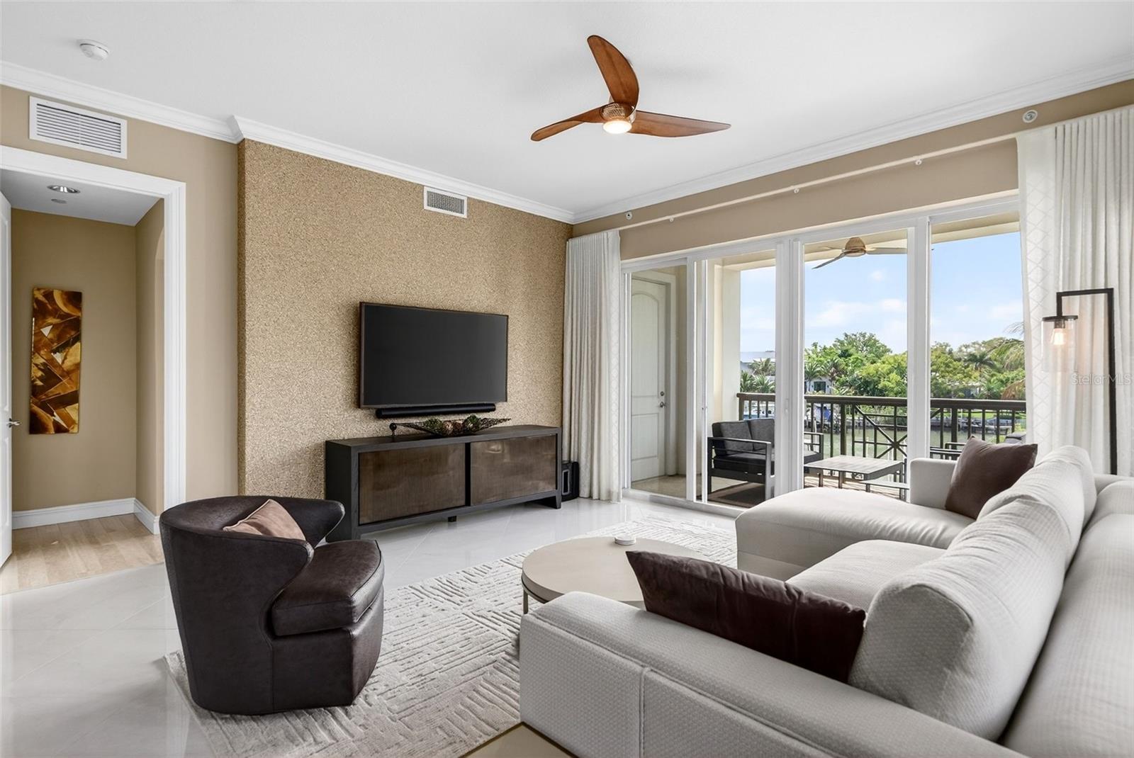 HUDSON CROSSING - Residential