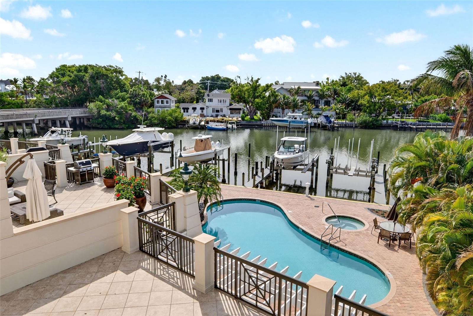 HUDSON CROSSING - Residential