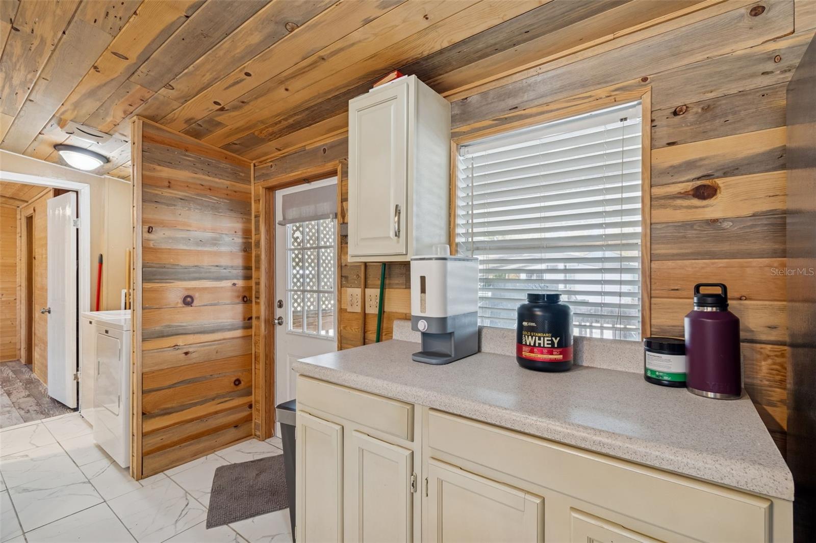 HOLLOMAN BRANCH ESTATES - Residential