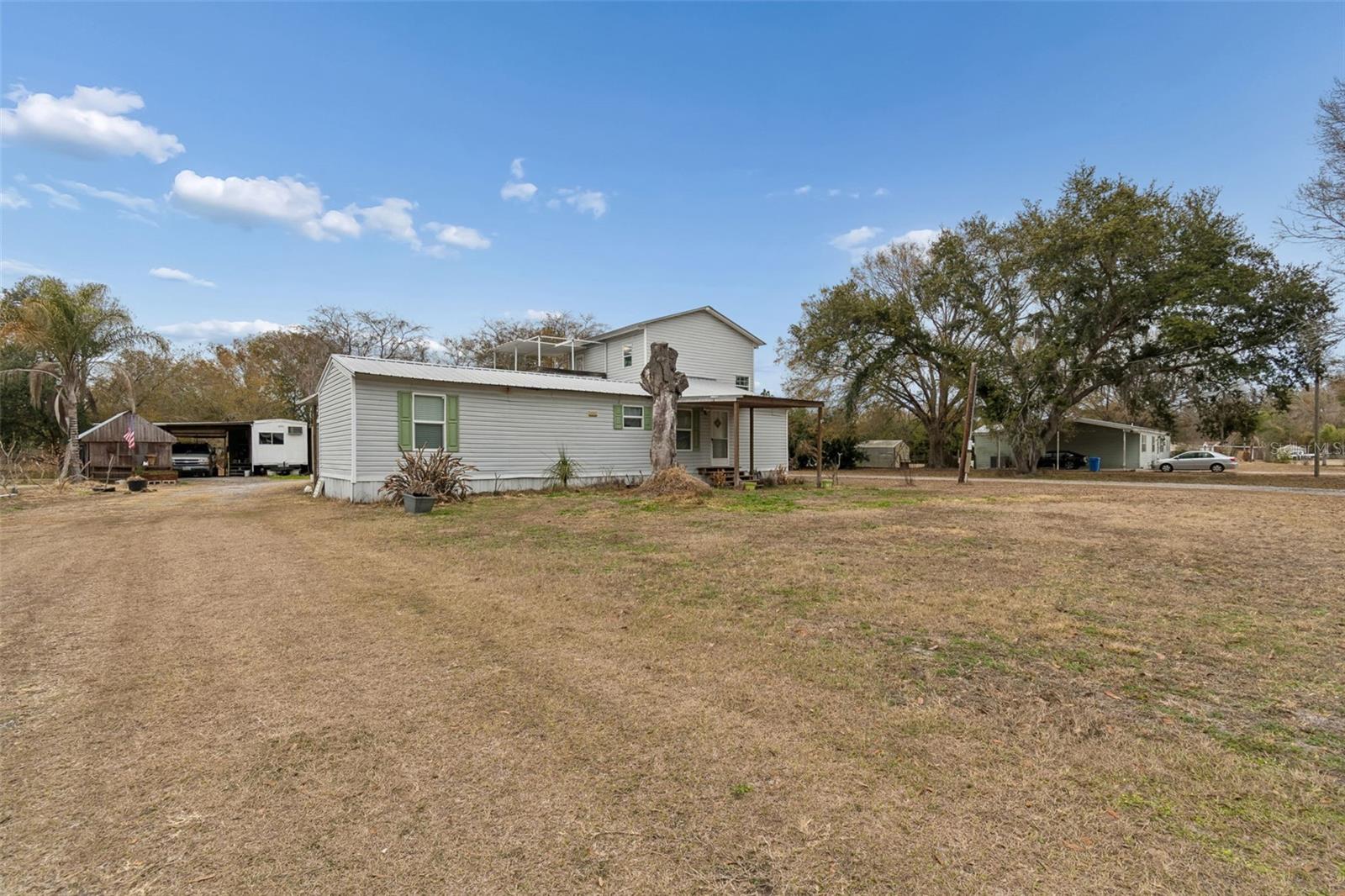 HOLLOMAN BRANCH ESTATES - Residential