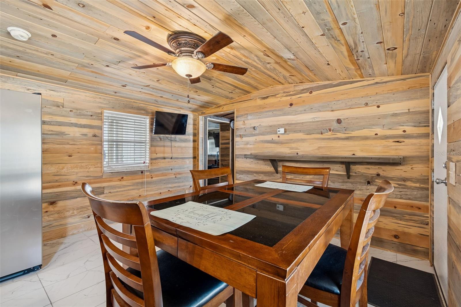 HOLLOMAN BRANCH ESTATES - Residential