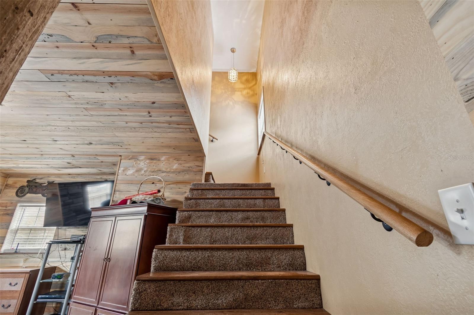 HOLLOMAN BRANCH ESTATES - Residential