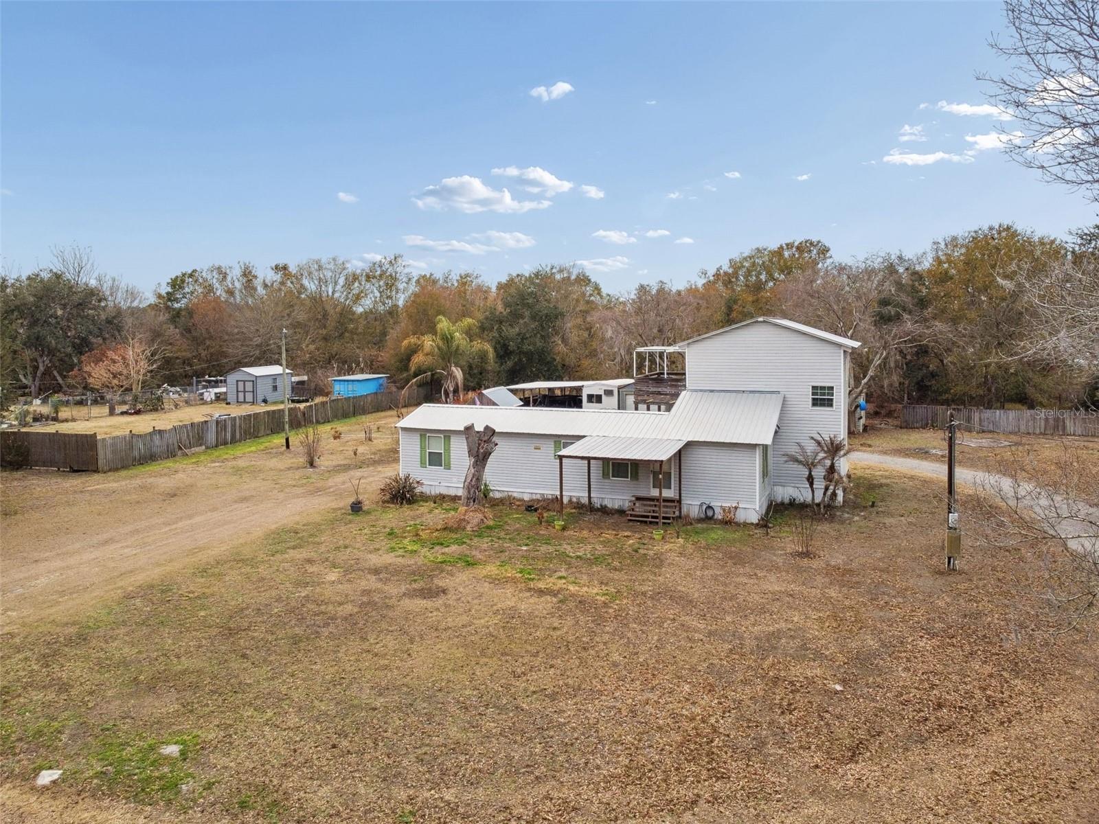 HOLLOMAN BRANCH ESTATES - Residential