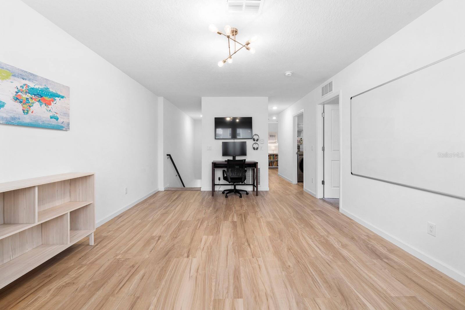 CLINTON CORNER - Residential