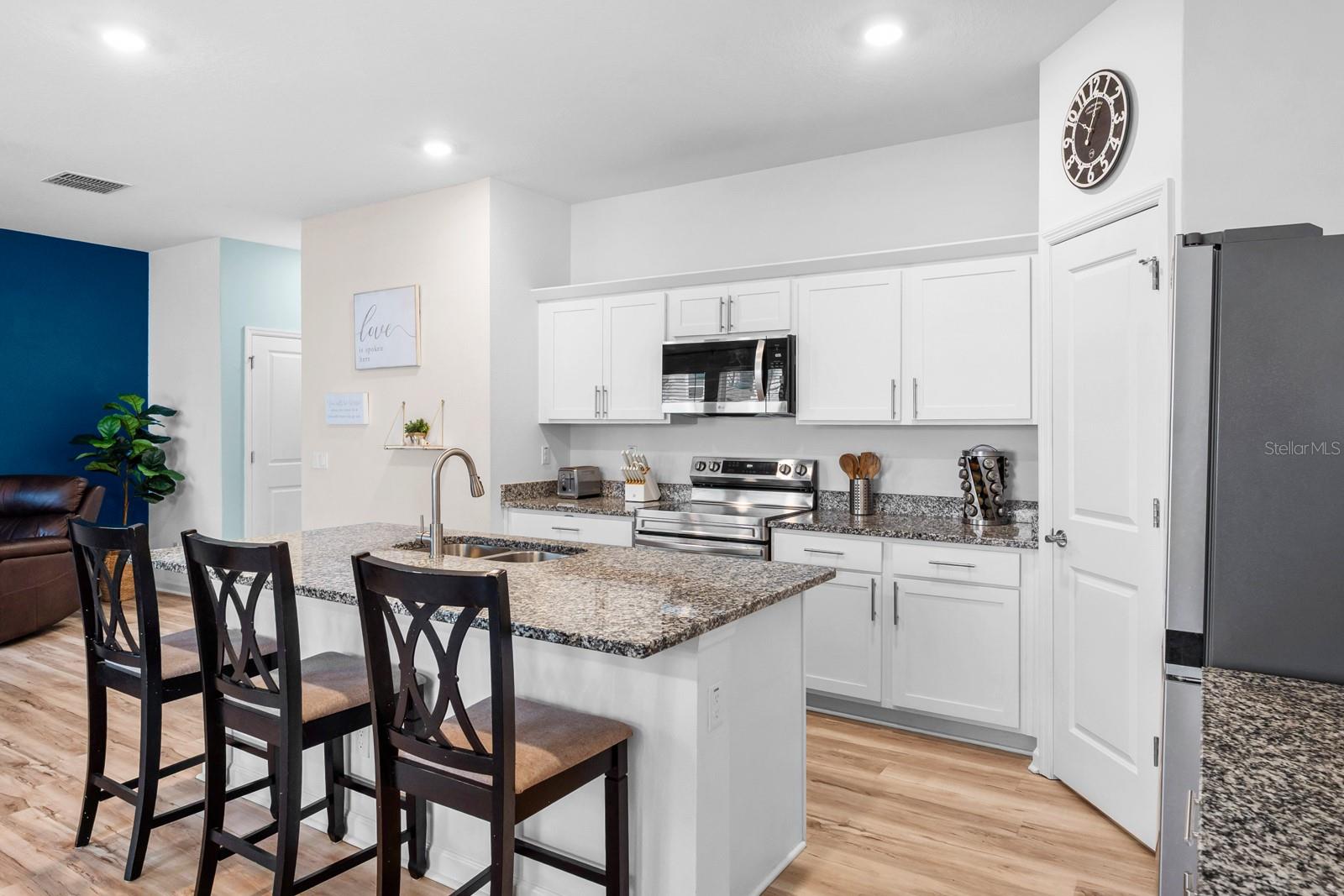 CLINTON CORNER - Residential