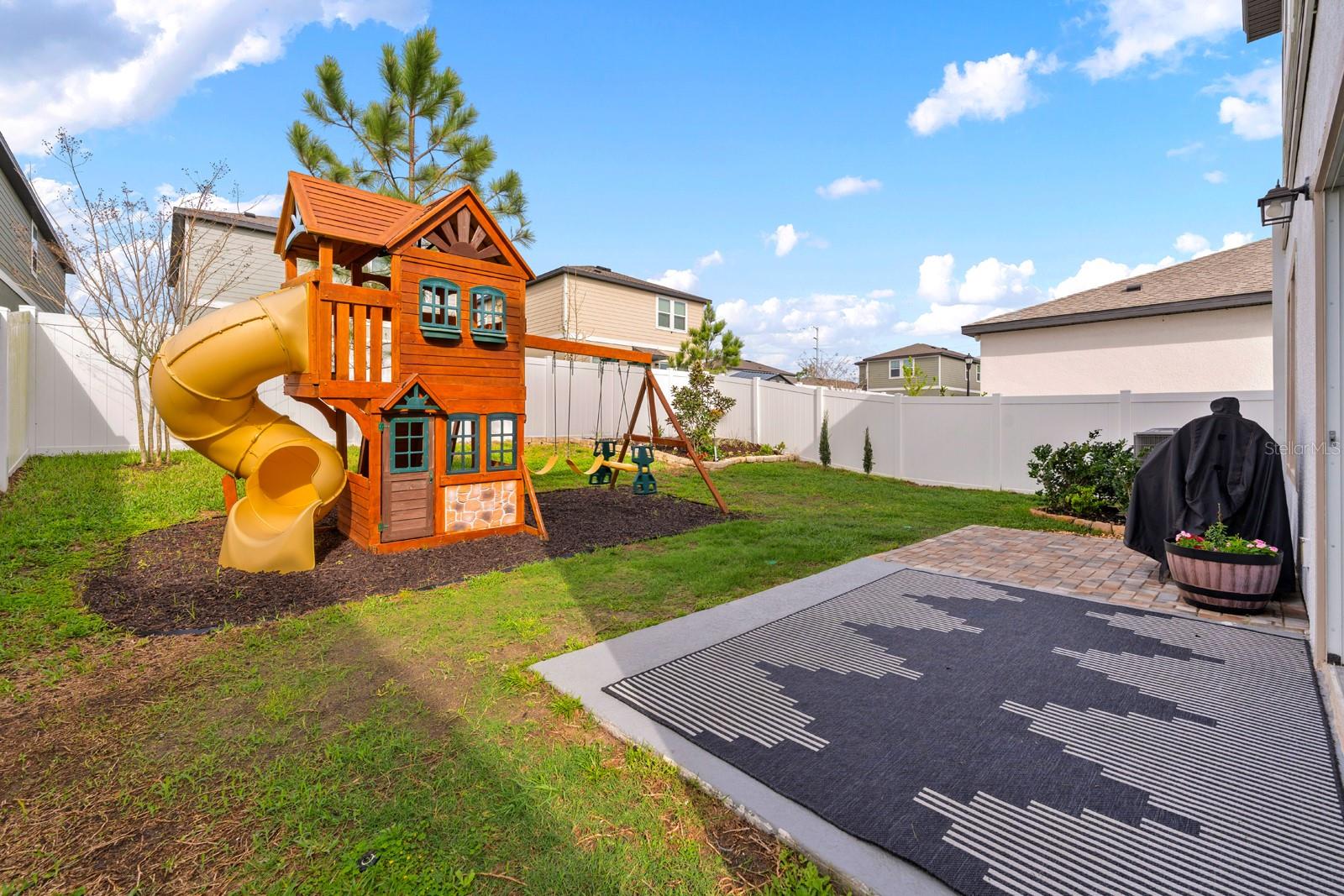 CLINTON CORNER - Residential