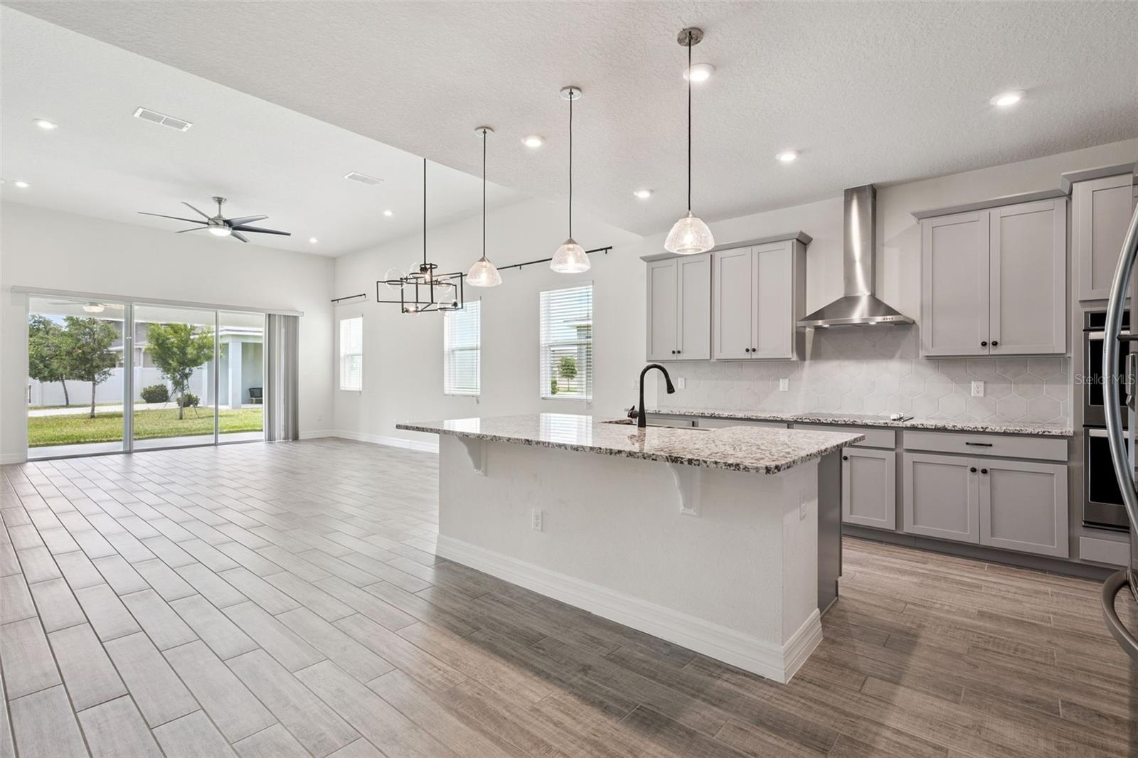 STARWOOD PHASE N-14 - Residential