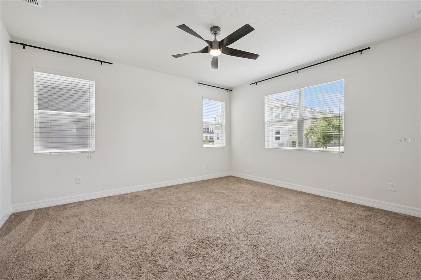 STARWOOD PHASE N-14 - Residential