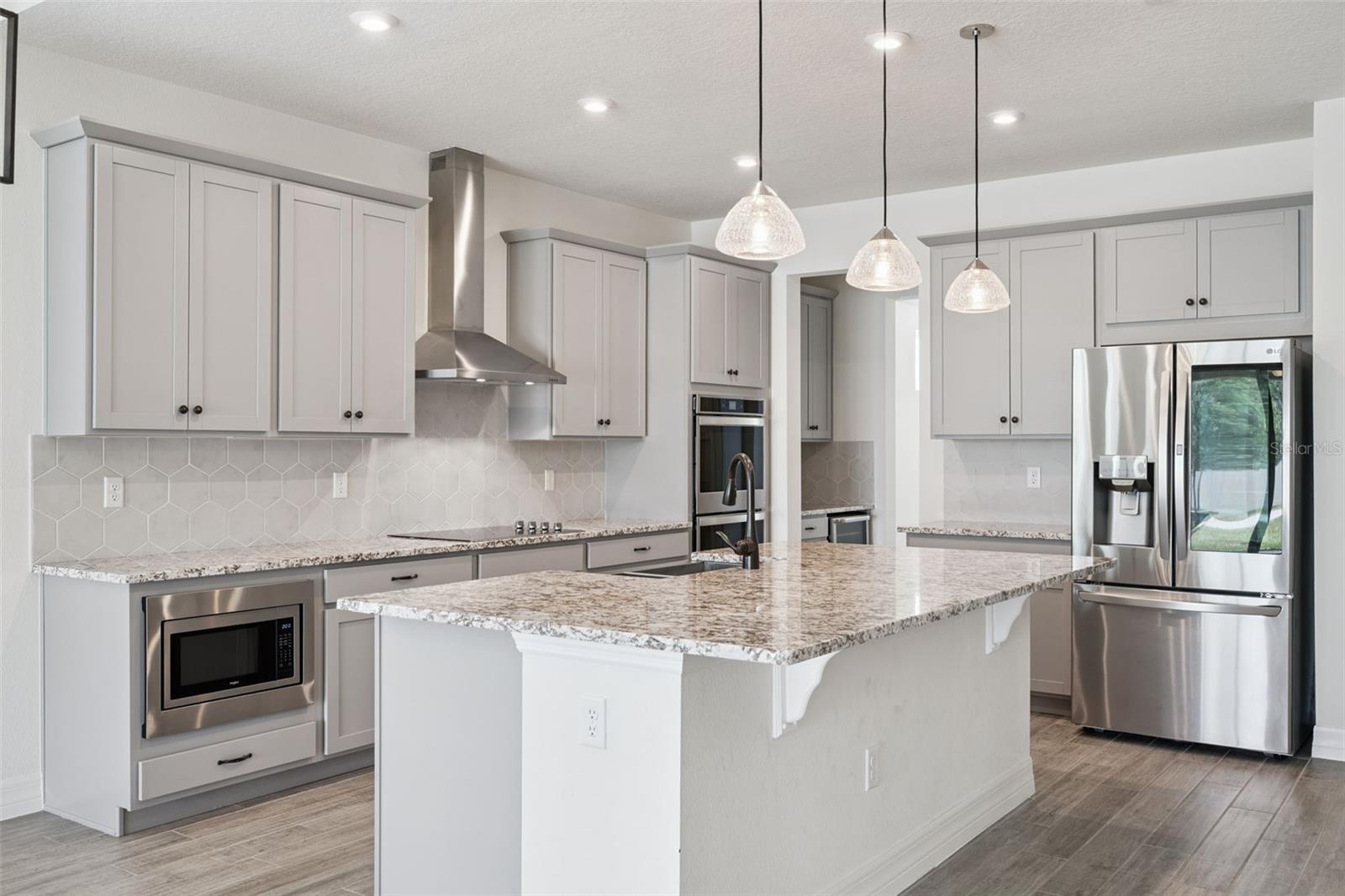 STARWOOD PHASE N-14 - Residential