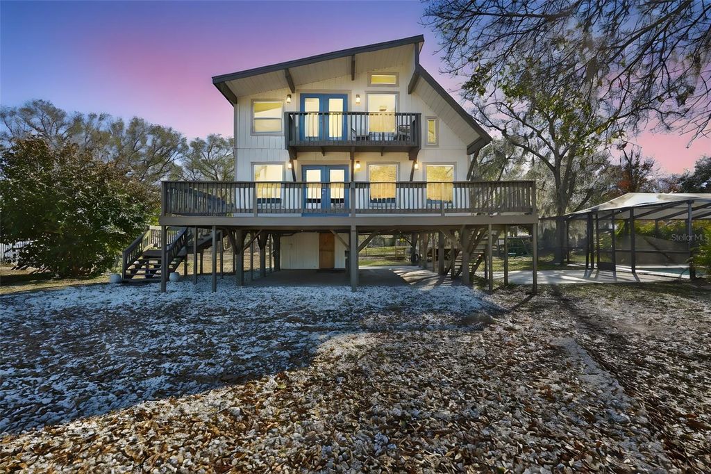 Photo of 18711 Red Bird Lane, Lithia, FL 33547 (MLS # TB8467953)