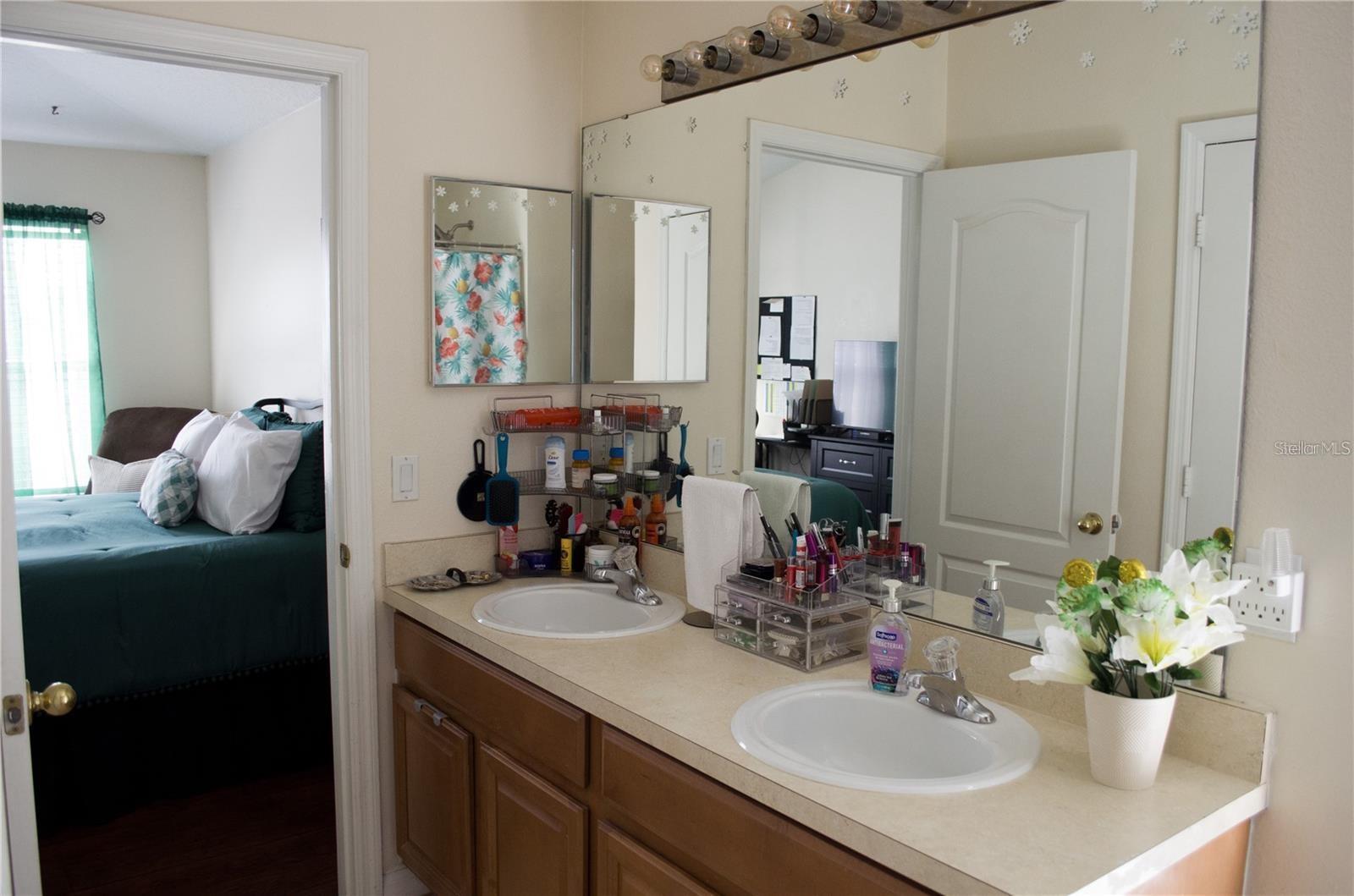 CARTER GLEN - Residential Lease