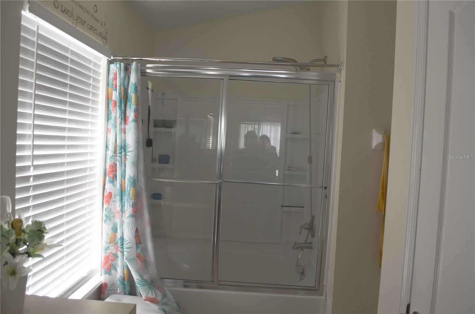 CARTER GLEN - Residential Lease