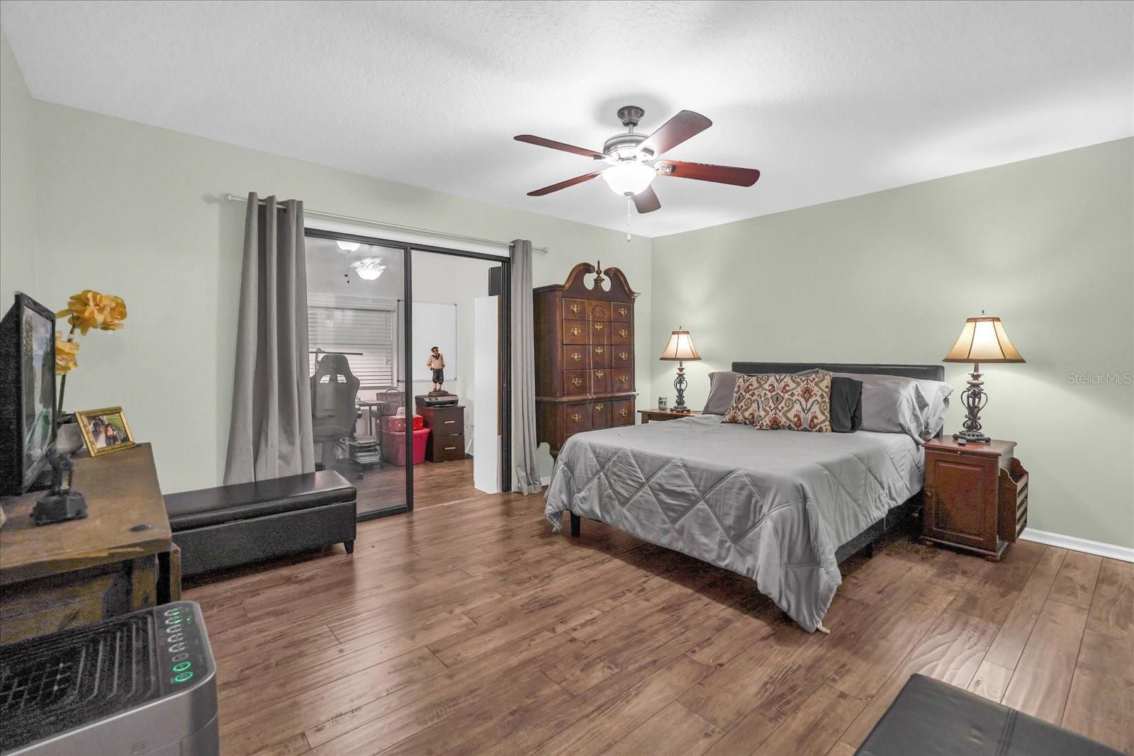 VENTURA VILLAGE PH 04 - Residential