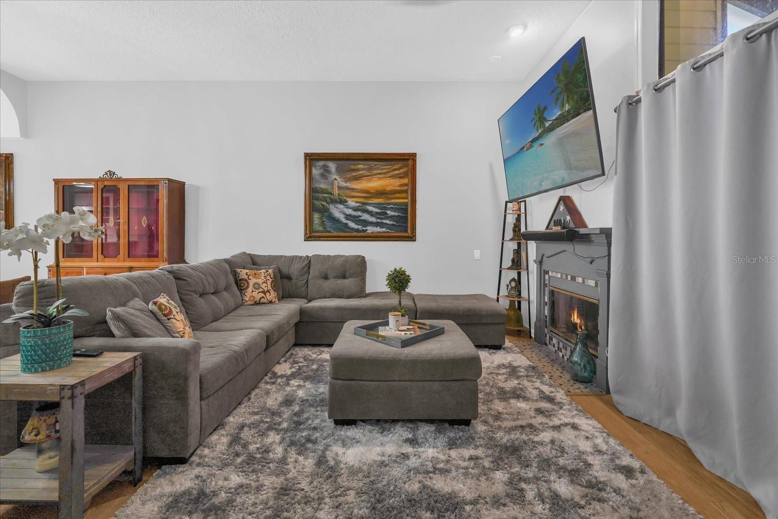 VENTURA VILLAGE PH 04 - Residential
