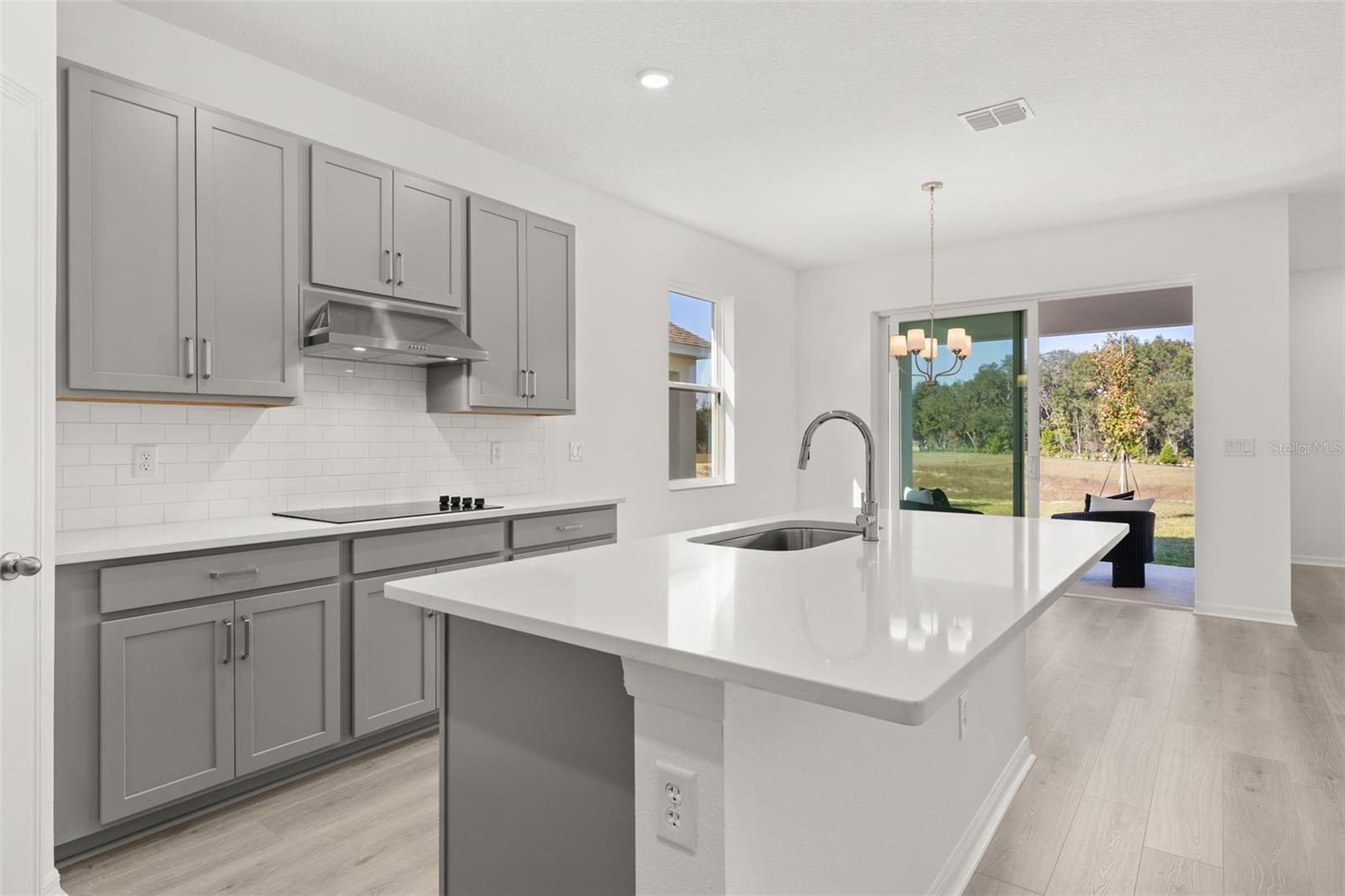 RESERVES AT HAMMOCK OAKS - Residential