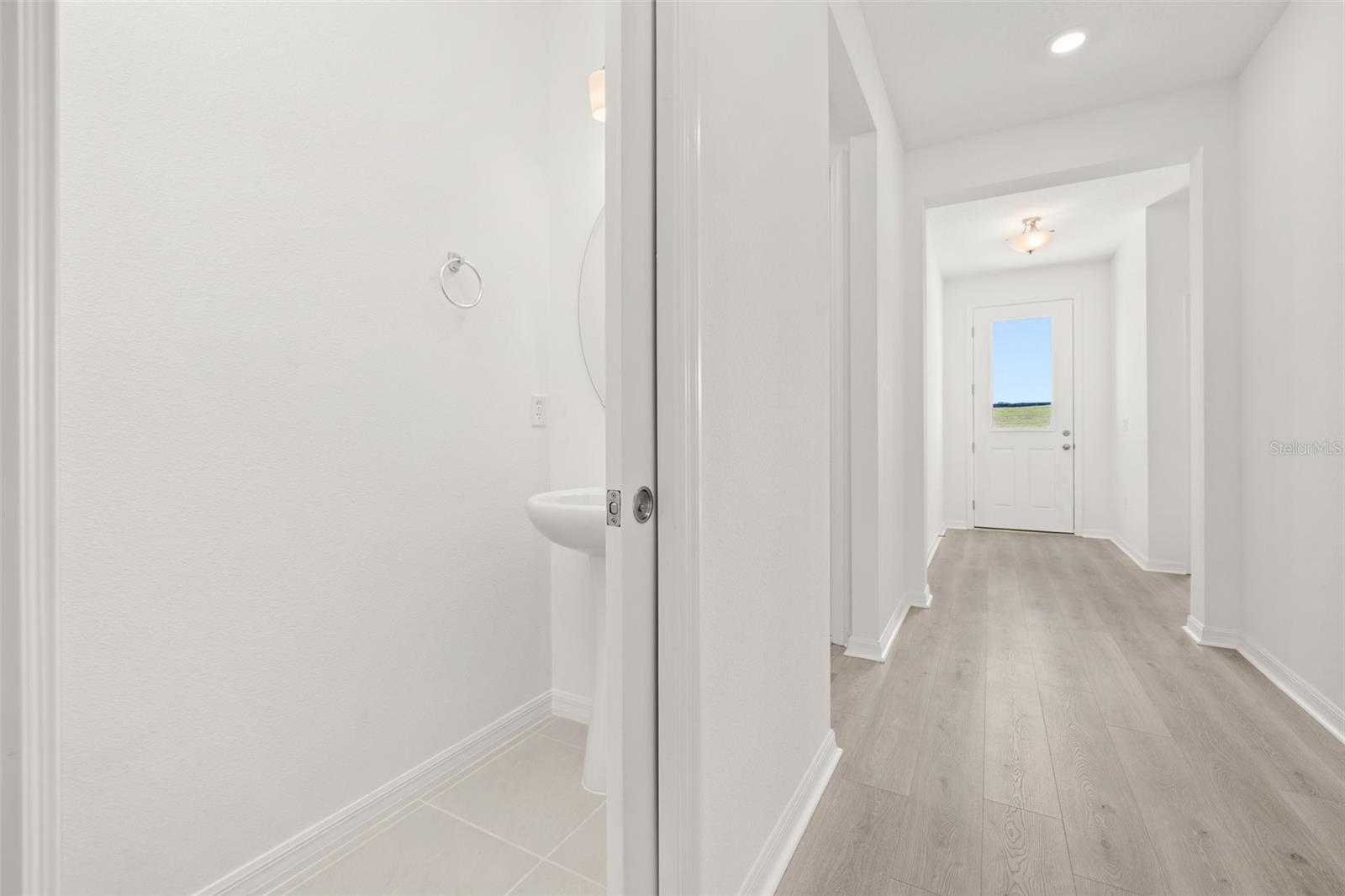 RESERVES AT HAMMOCK OAKS - Residential