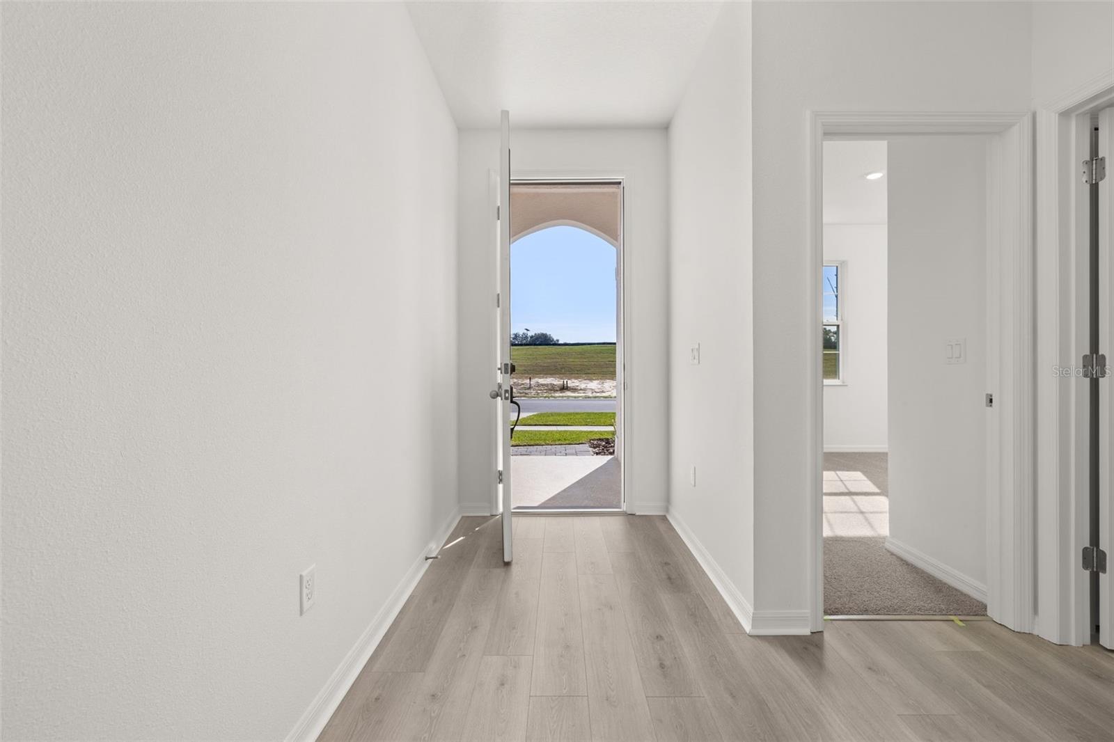 RESERVES AT HAMMOCK OAKS - Residential