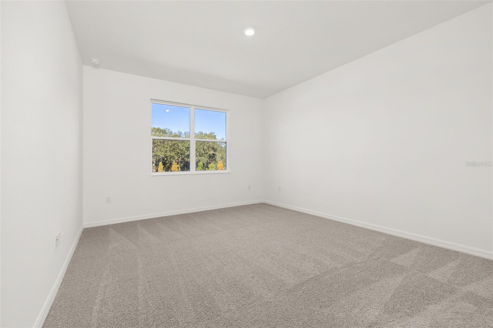 RESERVES AT HAMMOCK OAKS - Residential