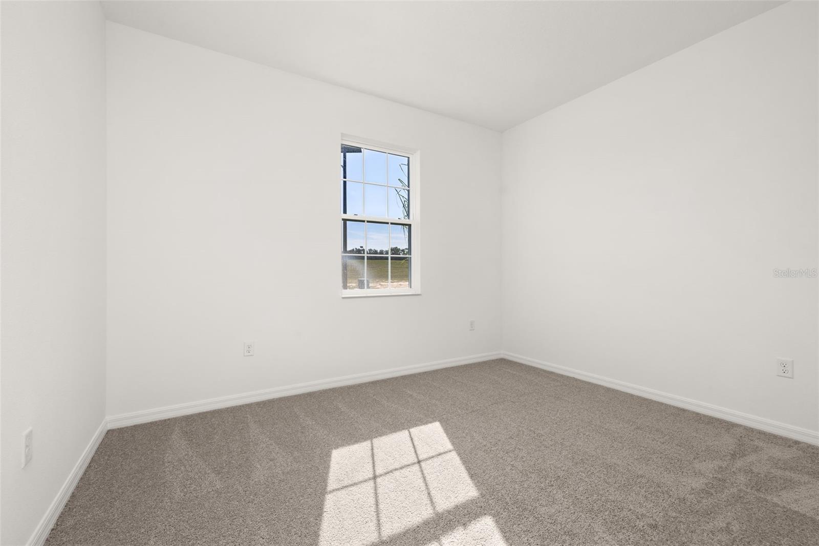 RESERVES AT HAMMOCK OAKS - Residential