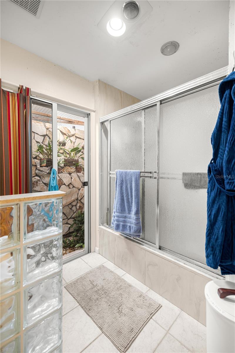 RAINBOW SPGS 04 REP - Residential