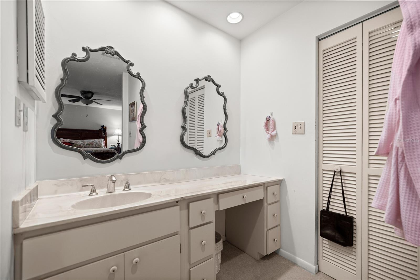 RAINBOW SPGS 04 REP - Residential