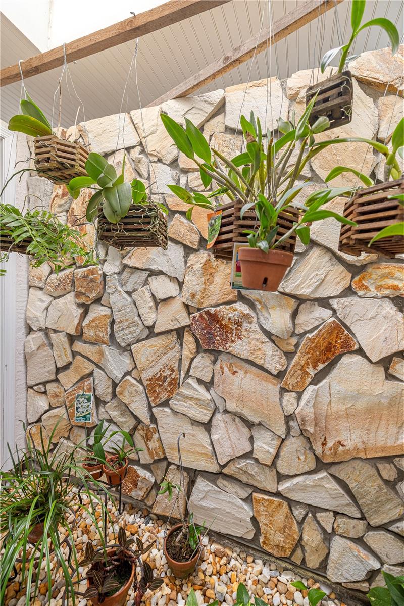 RAINBOW SPGS 04 REP - Residential