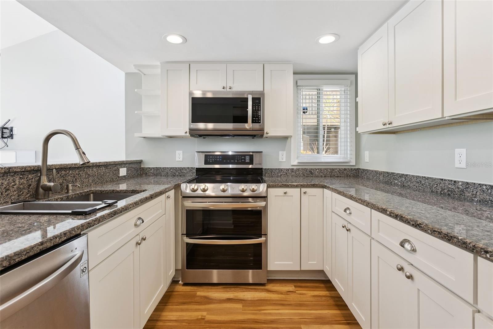 MOUNT DORA BUNKER HILL CONDO - Residential