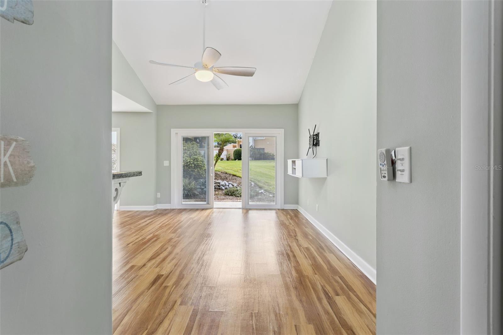 MOUNT DORA BUNKER HILL CONDO - Residential