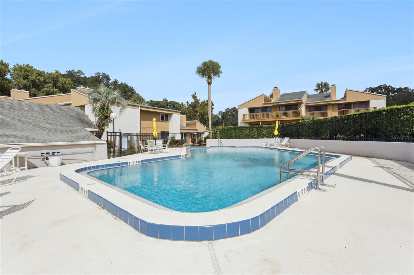 MOUNT DORA BUNKER HILL CONDO - Residential