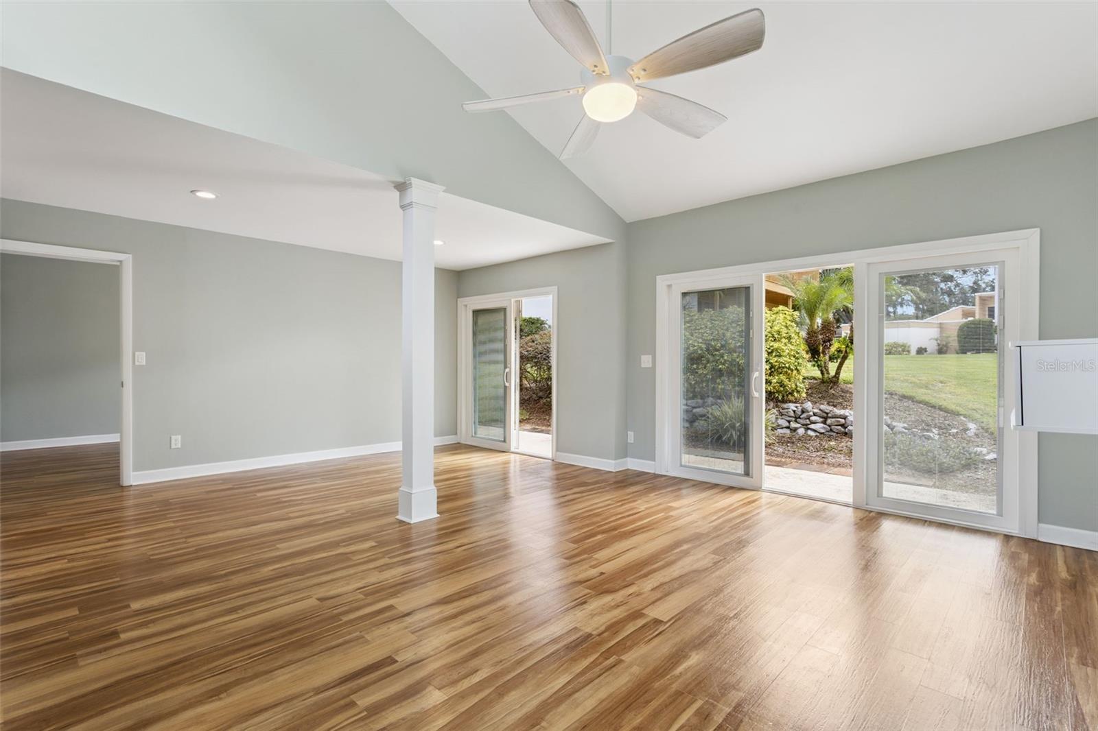 MOUNT DORA BUNKER HILL CONDO - Residential