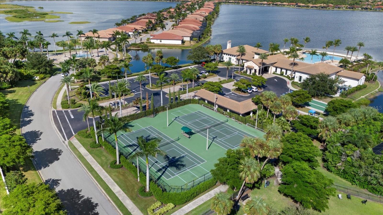 TOSCANA ISLES PH 4 UNS 1 & 2 - Residential
