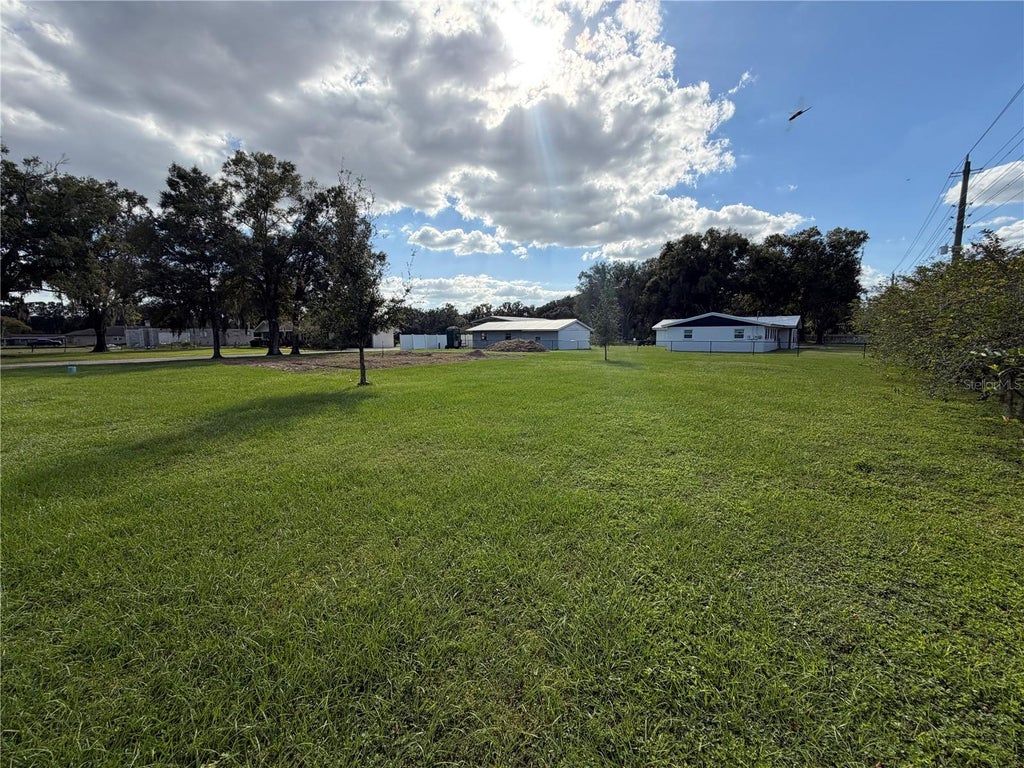 Photo of 105 John Carroll Road E, Lakeland, FL 33801 (MLS # L4965912)