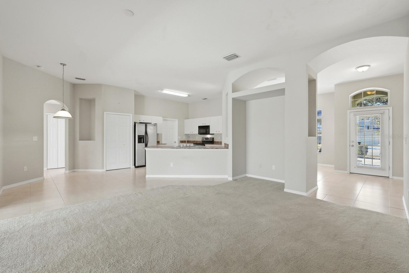 WATERS EDGE PH 09A - Residential