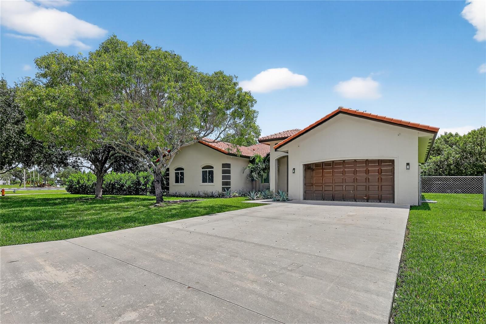 **Spacious 4-Bedroom Home on an Oversized Lot Near the Florida Keys!** Welcome home! This property is a beautifully maintained **4-bedroom, 3-bathroom home** that offers the perfect blend of comfort, style, and convenience. Set on an oversized lot, this property provides abundant space both inside and out—ideal for families, entertaining, or simply enjoying your own private retreat. Inside, you’ll find **spacious living areas** designed for modern living, with plenty of room to relax or gather with loved ones. The thoughtful layout and well-cared-for condition of the home mean you can move right in with peace of mind. Outside, the large yard invites endless possibilities—from gardening and play areas to future enhancements that make the most of South Florida’s year-round sunshine. The location is hard to beat: just a short drive from the turquoise waters of Key Largo and the Florida Keys, as well as Biscayne National Park, shopping, dining, and major highways for easy commuting. Whether you’re seeking a full-time residence or a weekend escape, this home delivers the lifestyle you’ve been looking for. Don’t miss your chance to make this Homestead gem yours—schedule a showing today!